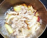 さつまいもと豚肉のかんたん味噌汁作り方6写真