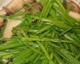 【温活】生姜香る♩豆腐入りニラ玉スープ作り方2写真