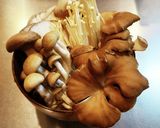 ４種たっぷりきのこの味噌汁作り方1写真