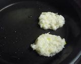 長芋で　もっちりしゃくしゃく　落とし焼き作り方6写真
