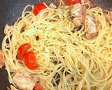 サバ缶＆ミニトマト＆大葉のペペロンチーノ作り方4写真