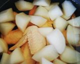 八方汁で作る手羽元と大根のスープ作り方2写真