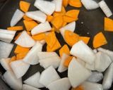 旨みたっぷり～サバ缶と具沢山きのこ汁作り方3写真
