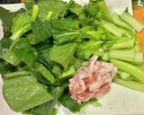 小松菜と豚バラ肉のサッと炒め・焦がし醤油作り方1写真