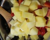 パプリカじゃがいも挽肉煮込み Maggi作り方5写真