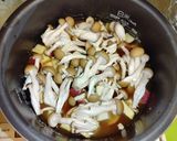 さつまいもと油揚げとしめじの炊き込みご飯作り方3写真