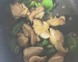 簡単おかず☆あまーい鶏肉ピーマン炒め弁当作り方4写真