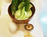 干しえび入りチンゲン菜と卵の味噌汁作り方1写真