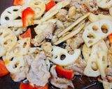 豚とれんこんのコックリ甘辛炒め作り方8写真