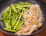 ゴロっと豚肉とにんにくの芽のスタミナ炒め作り方5写真
