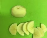 今朝の味噌汁/ジャガイモと玉ねぎ作り方1写真