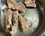 豚のスペアリブと大根の煮物作り方4写真