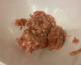 超簡単☆餃子の皮で鶏チーズ揚げ作り方1写真