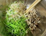 しめじと豆苗ともやしの和え物♪作り方3写真