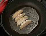 ライスペーパーで羽根つき餃子作り方3写真