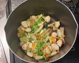 残り野菜で簡単コンソメスープ作り方2写真