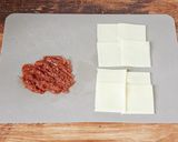☆簡単☆梅しそチーズ紙カツ作り方1写真