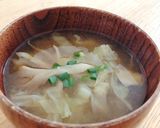 お手軽☆キャベツと舞茸の味噌汁作り方5写真