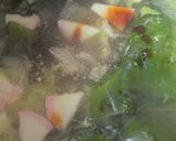 簡単！レタスとかまぼこのラーメンスープ作り方5写真