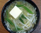もやしとバターのみそ汁作り方4写真