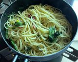 市販のソースと冷凍野菜でオイルパスタ作り方6写真