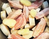 手羽中と大根の甘辛煮(圧力鍋)作り方1写真