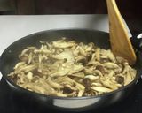 ひと手間で旨旨･キノコのペペロンチーノ作り方7写真