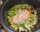 ツナ缶と蕪の葉の炊き込みご飯作り方2写真