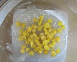 レンジで簡単！とろふわ求肥のコーン大福作り方4写真