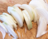 鶏がらとめんつゆで簡単！豚ニラ炒め作り方3写真