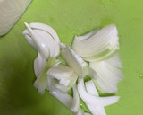 味噌汁　ごろごろさつま芋と玉ねぎ作り方3写真