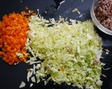 簡単!野菜たっぷり卵炒飯 味玉トッピング作り方1写真