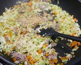 簡単!野菜たっぷり卵炒飯 味玉トッピング作り方3写真