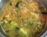 野菜たっぷり鶏団子ピリ辛味噌汁作り方3写真