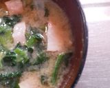 簡単★冷凍ほうれん草とベーコンのお味噌汁作り方4写真