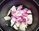 なすと豚肉の具だくさん味噌汁作り方2写真