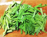簡単✿ニラと もやし エノキの中華スープ作り方1写真