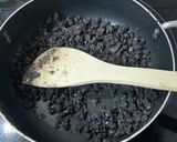 黒煉ごまを混ぜた餡子が美味♡作り方9写真