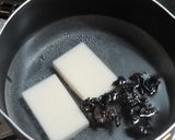 時短☆餅とキクラゲと卵入りの袋麺ラーメン作り方1写真