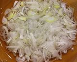 時短！鶏と蓮根とさつまいもの甘酢炒め作り方1写真