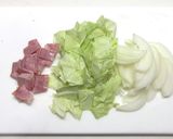 具だくさん・トマトコンソメスープ作り方1写真