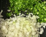 子供にも♪ピーマンとお豆腐入りハンバーグ作り方1写真