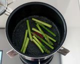 パリおにぎり。アスパラベーコンおにぎり作り方2写真