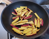 豚こまとさつまいもの甘辛照り焼き作り方2写真