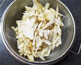 シャキシャキ食感！菊芋のツナマヨ梅サラダ作り方3写真