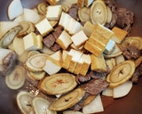 牛ごぼうと大根の厚揚げ炒り豆腐作り方6写真