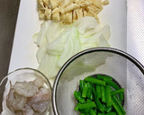 エビと玉ねぎと油揚げの卵とじ♪作り方2写真