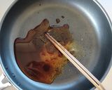 材料2つ☆豚こまと薩摩芋の簡単甘辛炒め。作り方3写真