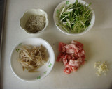 豚ゴボウと水菜のｼｬｷｼｬｷ和風パスタ☆作り方1写真