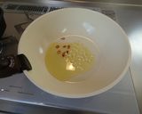 春菊とにんじんのペペロンチーノ作り方5写真